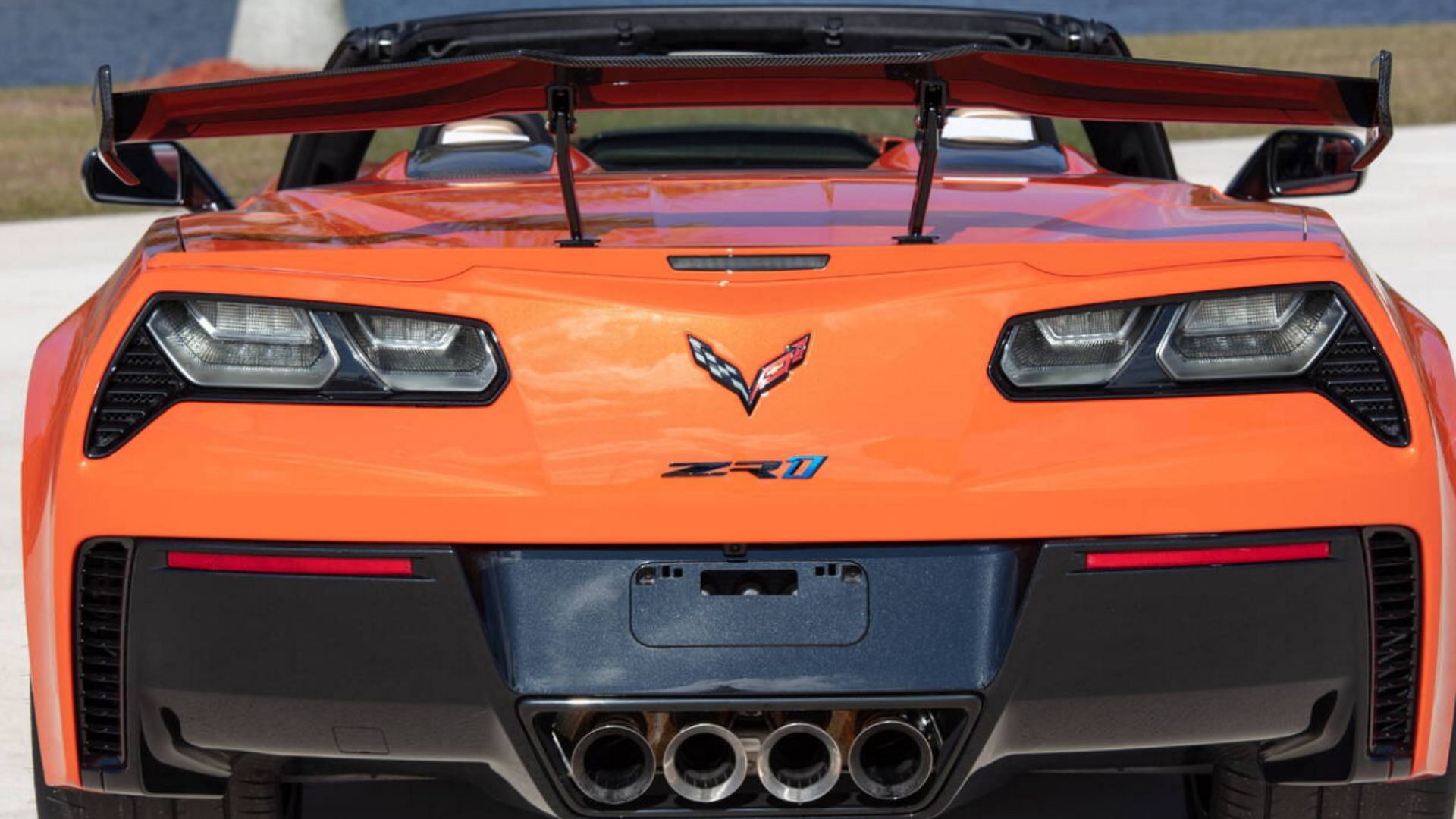 Corvette C7 ZR1 rear in sebring orange