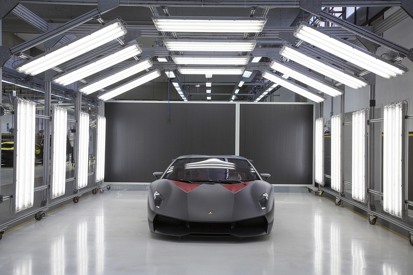 The Lamborghini Sesto Elemento Is An Ultra Lightweight Track-Only Monster And Here Is Why