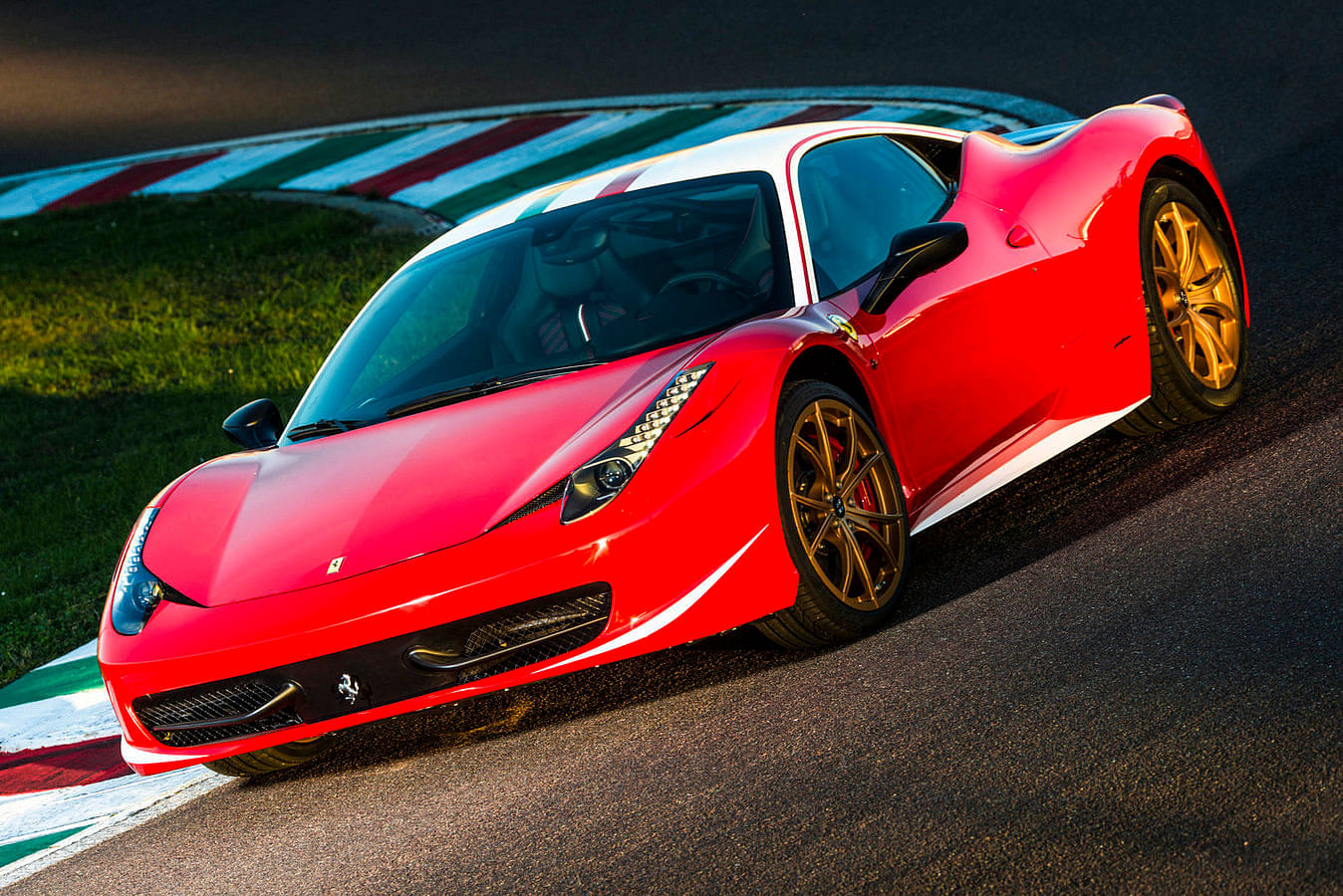 Red Ferrari 458 Italia