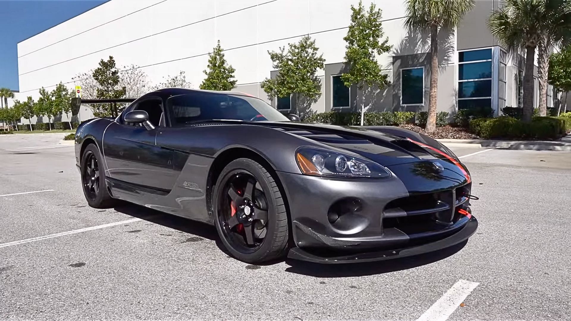 dodge viper 