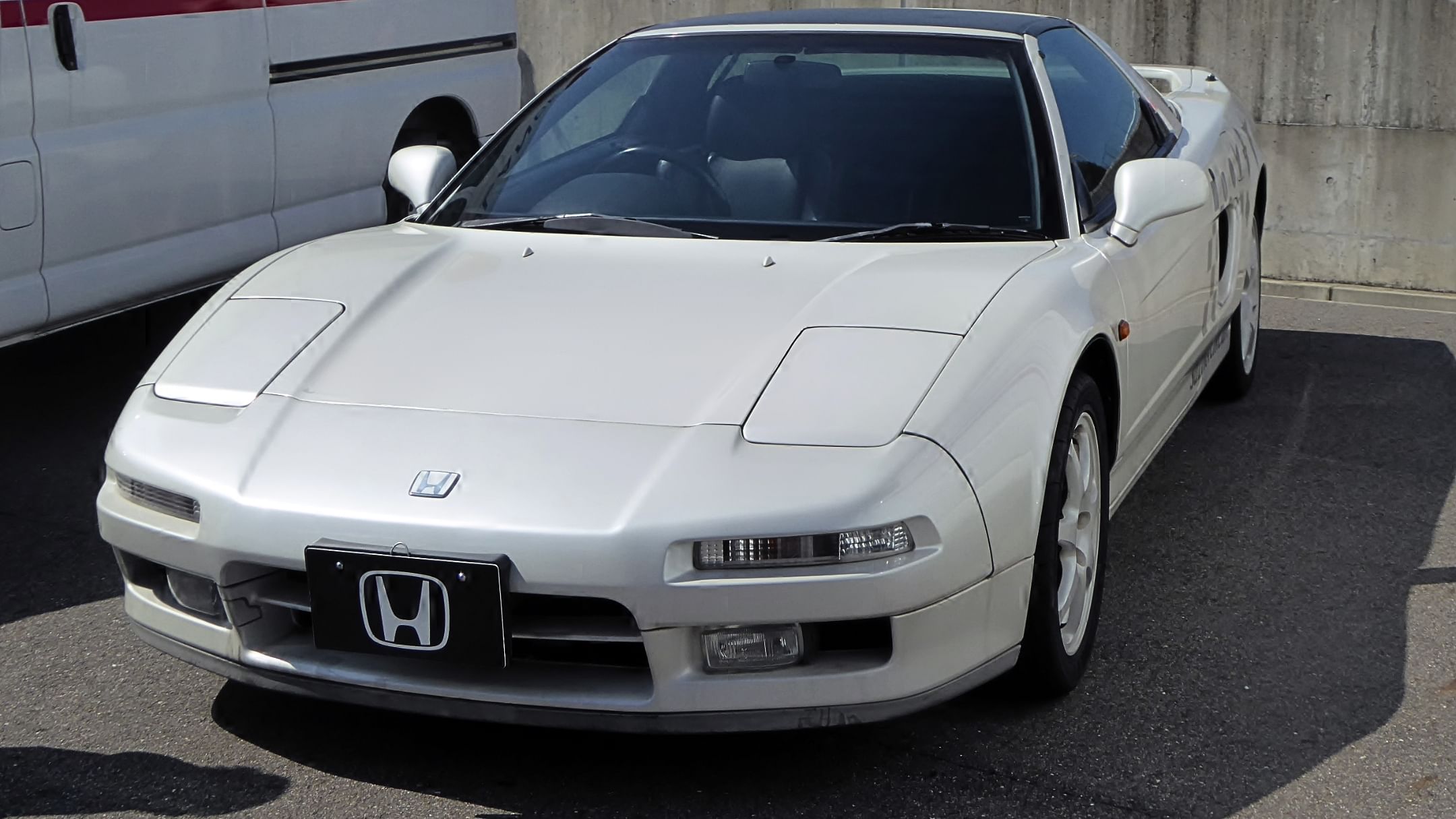 honda nsx in white