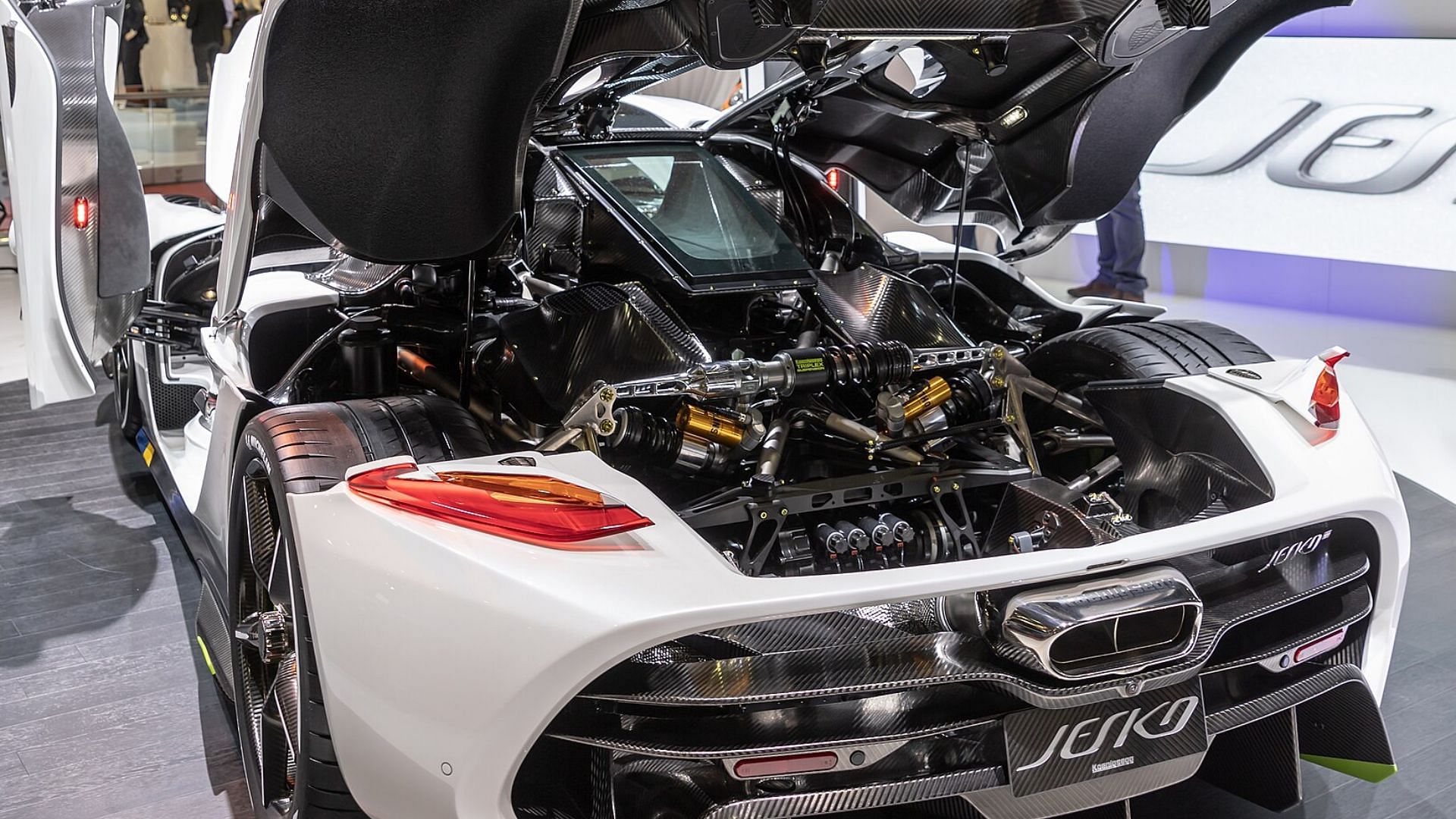 koenigsegg jesko engine