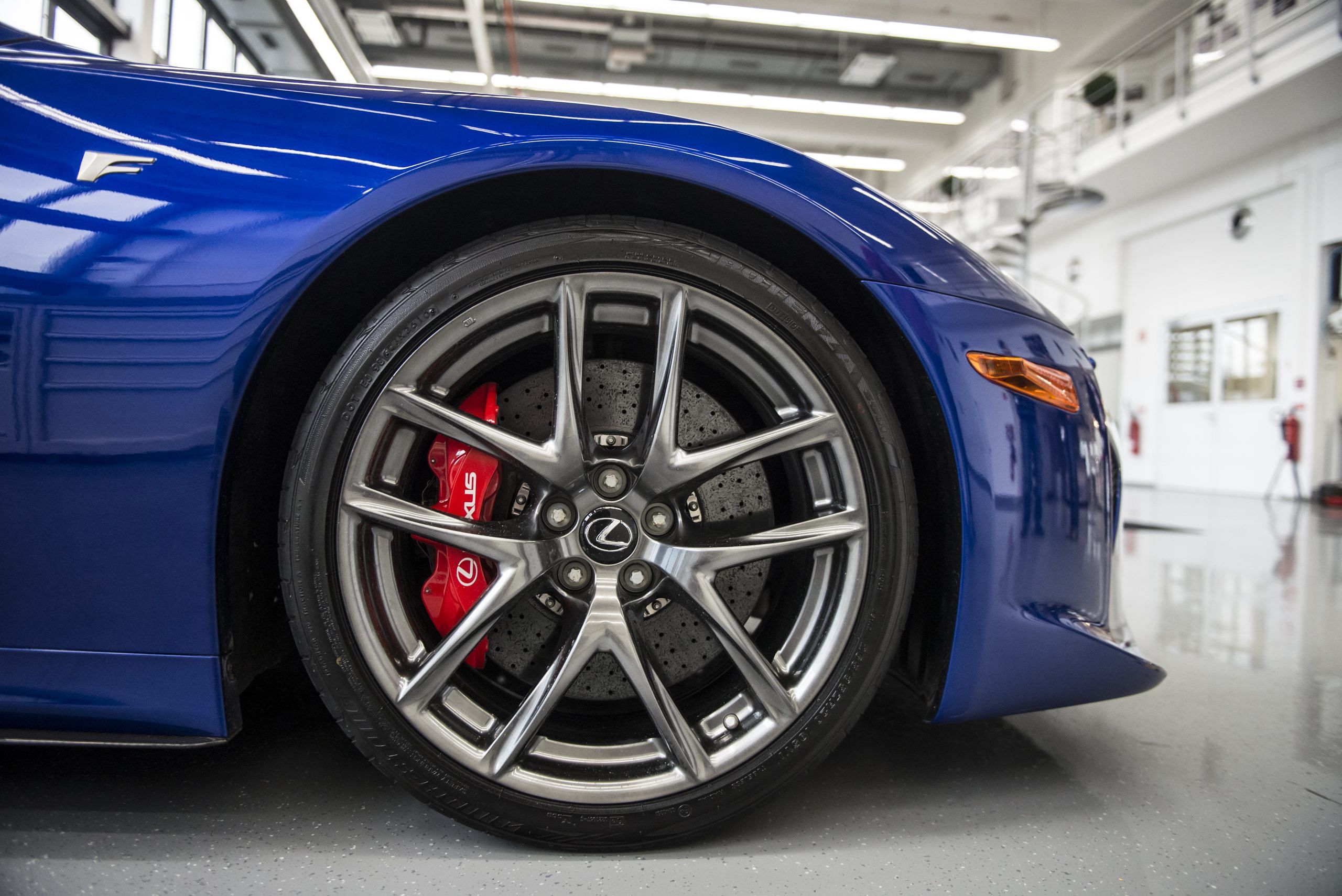 Lexus LFA wheels