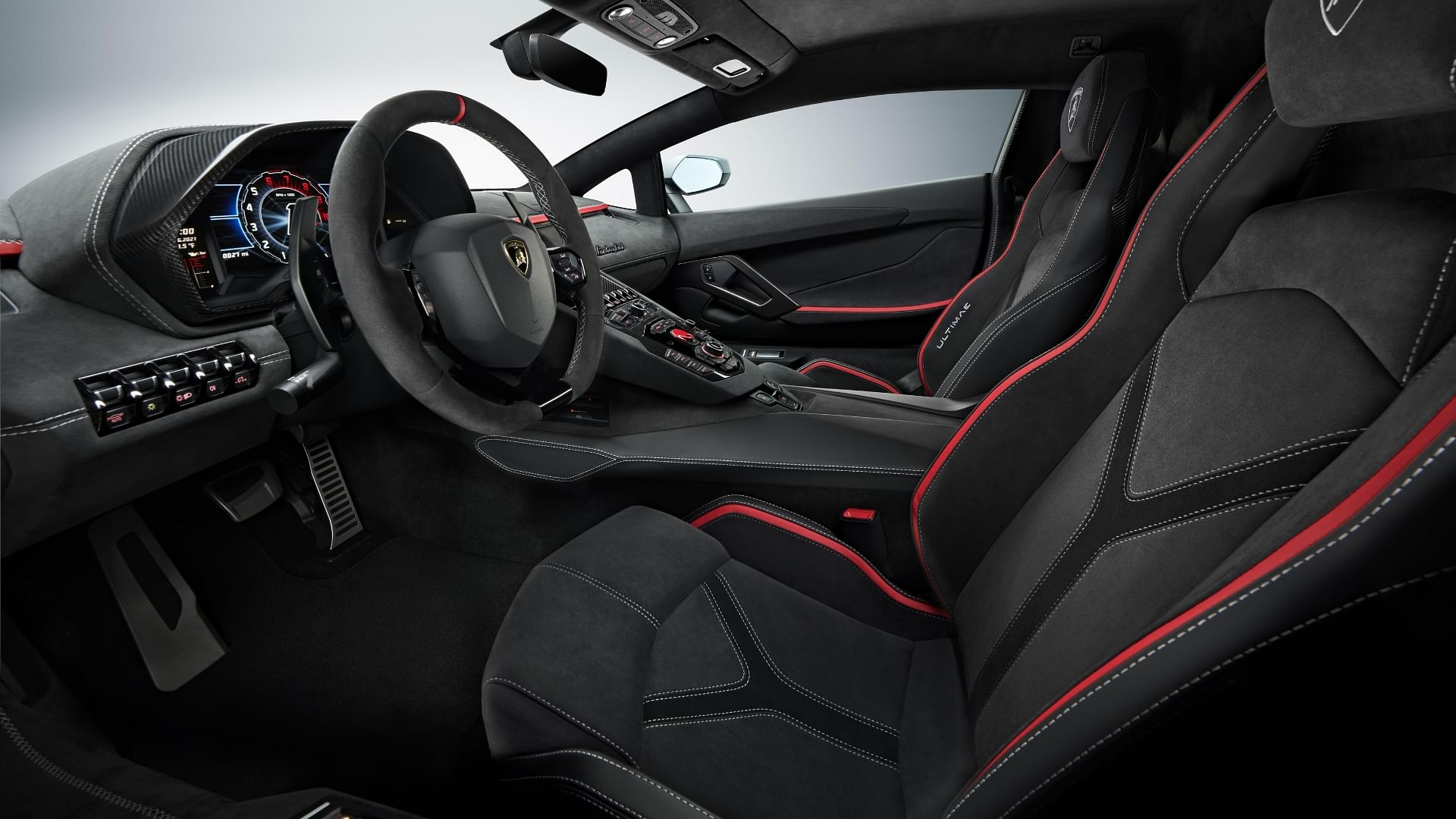 Lamborghini Aventador interior