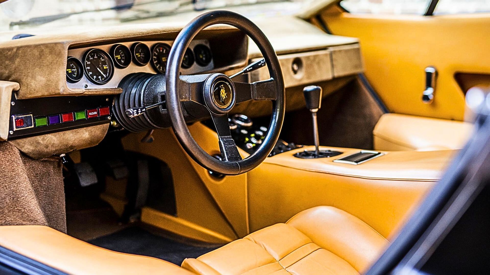 lamborghini miura interior